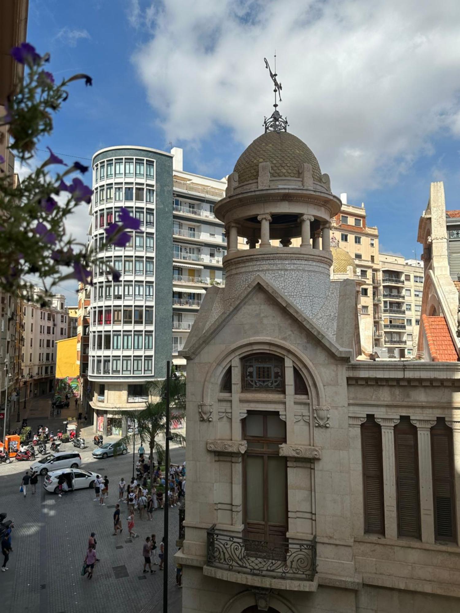 Mirador 1 Del Mercado - Con Bano Privado En El Centro De La Ciudad Vella * Valenza