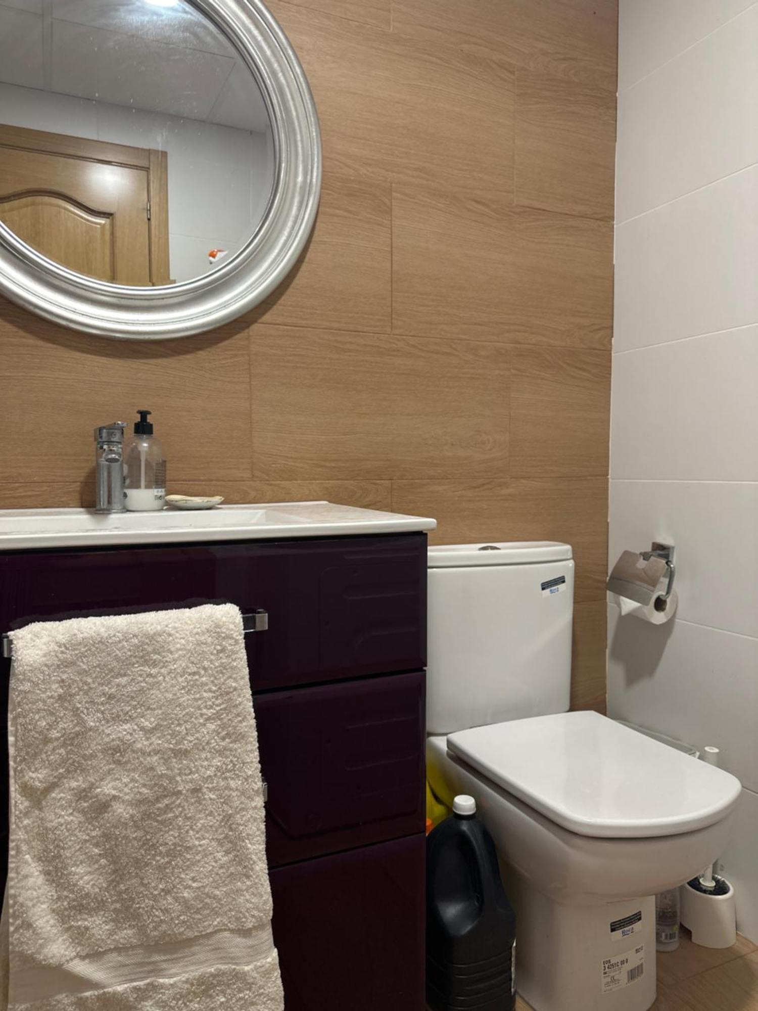 Mirador 1 Del Mercado - Con Bano Privado En El Centro De La Ciudad Vella Alloggio in famiglia